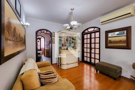 Sala de casa de condomínio para alugar com 5 quartos, 395m² em Vila Zeze, Jacareí