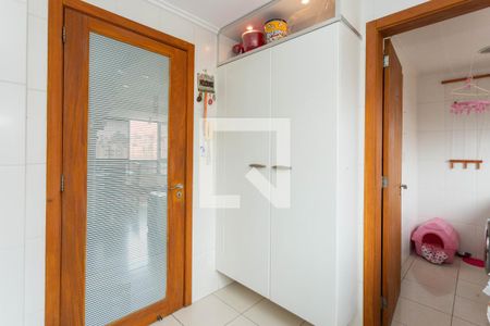 Cozinha de apartamento à venda com 3 quartos, 175m² em Bela Vista, Porto Alegre