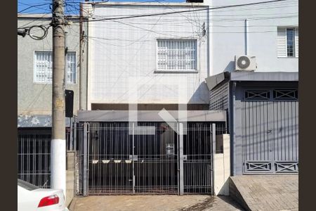 Foto 02 de casa à venda com 3 quartos, 145m² em Campo Belo, São Paulo