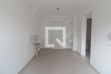 Sala/Cozinha de apartamento para alugar com 2 quartos, 32m² em Jardim Celeste, São Paulo