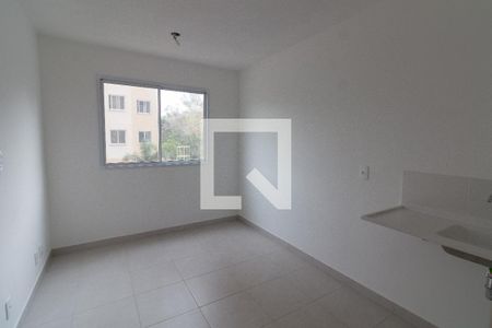 Sala/Cozinhav de apartamento para alugar com 2 quartos, 32m² em Jardim Celeste, São Paulo