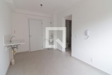 Sala/Cozinha de apartamento à venda com 2 quartos, 32m² em Jardim Celeste, São Paulo