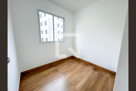 Quarto 2 de apartamento para alugar com 2 quartos, 38m² em Guarapiranga, São Paulo