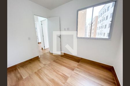 Quarto 1 de apartamento para alugar com 2 quartos, 38m² em Guarapiranga, São Paulo