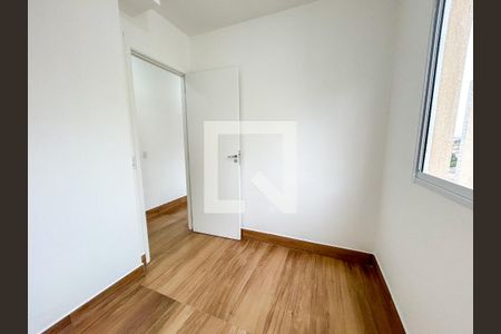 Quarto 2 de apartamento para alugar com 2 quartos, 38m² em Guarapiranga, São Paulo