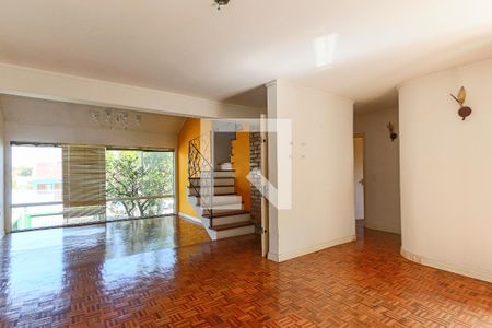 Sala 1 de casa para alugar com 5 quartos, 400m² em Nonoai, Porto Alegre