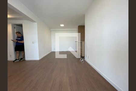 Sala de apartamento para alugar com 2 quartos, 90m² em Vila Sônia, São Paulo