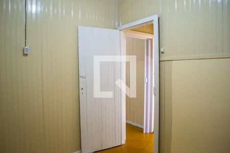 Quarto 2 de casa para alugar com 2 quartos, 140m² em Cascata, Porto Alegre