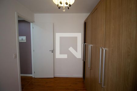 Quarto 1 de apartamento para alugar com 2 quartos, 41m² em Jardim Helian, São Paulo