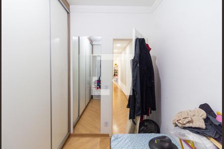Apartamento à venda com 133m², 3 quartos e 1 vaga Apartamento à venda com 133m², 3 quartos e 1 vagaQuarto