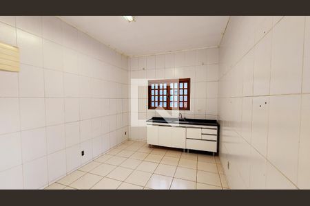 Cozinha de casa à venda com 3 quartos, 2360m² em Ivoturucaia, Jundiaí