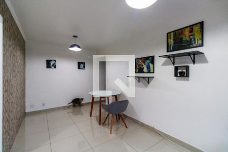 Sala de apartamento para alugar com 2 quartos, 51m² em Jardim Umarizal, São Paulo