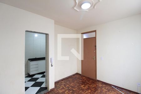 Sala de apartamento para alugar com 2 quartos, 64m² em São João Batista, Belo Horizonte