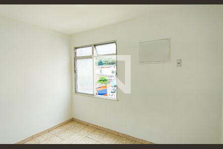 quarto 1 de apartamento para alugar com 2 quartos, 43m² em Jacarepaguá, Rio de Janeiro