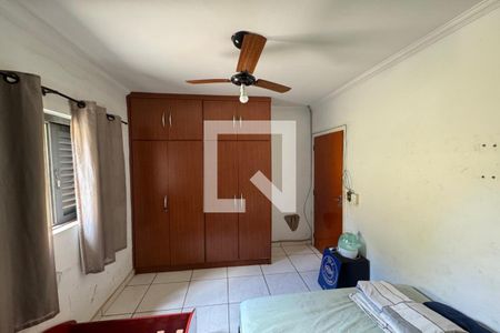 Dormitório 01 de casa para alugar com 3 quartos, 200m² em Vila Tamandare, Ribeirão Preto