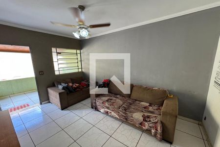 Sala de casa para alugar com 3 quartos, 200m² em Vila Tamandare, Ribeirão Preto