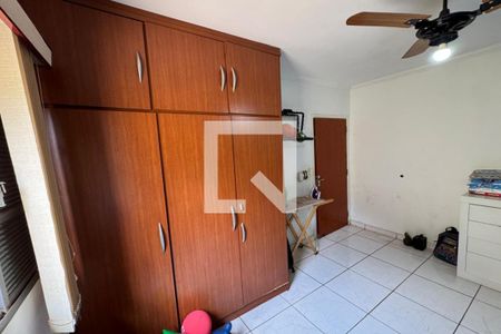 Dormitório 02 de casa para alugar com 3 quartos, 200m² em Vila Tamandare, Ribeirão Preto