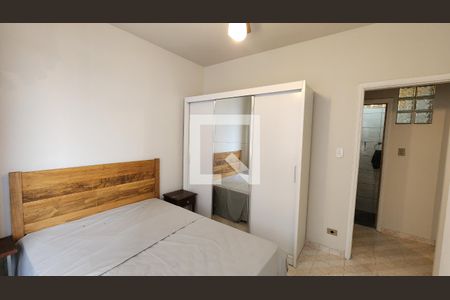 Quarto 1 de apartamento para alugar com 2 quartos, 60m² em José Menino, Santos