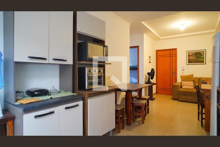 Sala  de apartamento para alugar com 2 quartos, 60m² em Campeche, Florianópolis