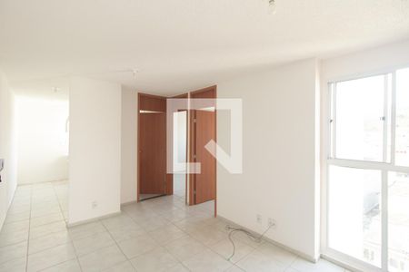 Sala de apartamento para alugar com 2 quartos, 42m² em Cosmos, Rio de Janeiro