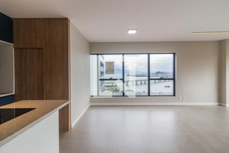 Studio de kitnet/studio para alugar com 0 quarto, 64m² em Centro, Florianópolis