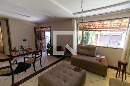 Sala de casa para alugar com 2 quartos, 150m² em Piratininga, Niterói