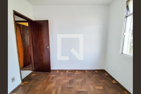 Quarto de apartamento à venda com 3 quartos, 120m² em Floresta, Belo Horizonte