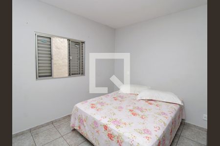 Quarto 2 de casa à venda com 4 quartos, 185m² em Vila Sabrina, São Paulo