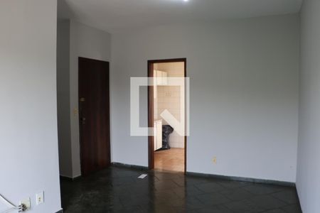 SALA de apartamento para alugar com 2 quartos, 70m² em Cambuí, Campinas