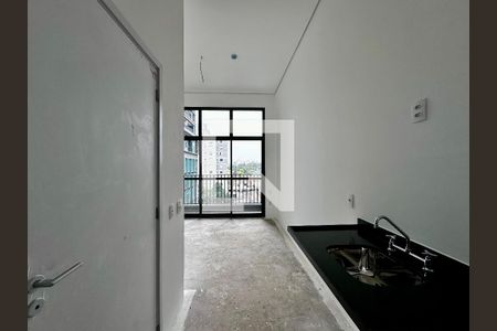 Cozinha de kitnet/studio à venda com 1 quarto, 20m² em Santo Amaro, São Paulo