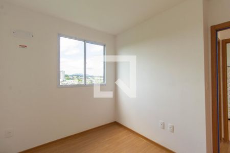 Quarto 2 de apartamento para alugar com 2 quartos, 50m² em Jansen, Gravataí