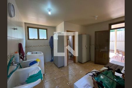 Casa à venda com 3 quartos, 200m² em Maria Paula, Niterói