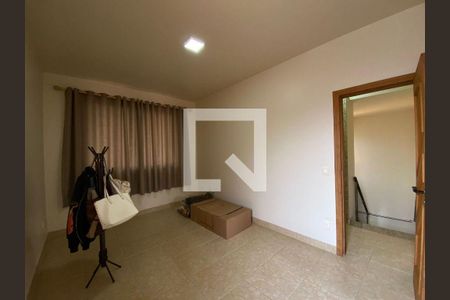 Casa à venda com 3 quartos, 200m² em Maria Paula, Niterói