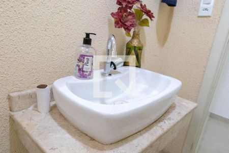 Lavabo de casa para alugar com 3 quartos, 125m² em Jardim Santa Clara, Guarulhos