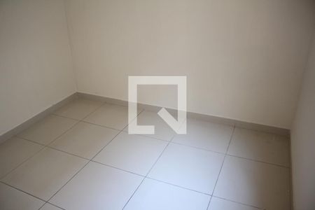 Quarto 1 de apartamento à venda com 2 quartos, 47m² em Jardim Riacho das Pedras, Contagem