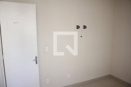 Quarto 1 de apartamento para alugar com 2 quartos, 47m² em Jardim Riacho das Pedras, Contagem