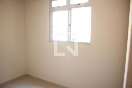 Quarto 1 de apartamento para alugar com 2 quartos, 47m² em Jardim Riacho das Pedras, Contagem