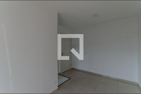 Sala de apartamento para alugar com 2 quartos, 40m² em Vila Independência, São Paulo