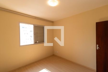 Quarto de apartamento para alugar com 1 quarto, 53m² em Centro, Campinas