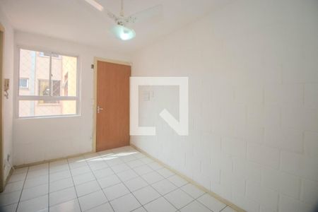 Sala de apartamento para alugar com 2 quartos, 38m² em Rubem Berta, Porto Alegre