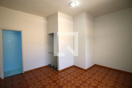 Sala de apartamento para alugar com 2 quartos, 77m² em Olaria, Rio de Janeiro