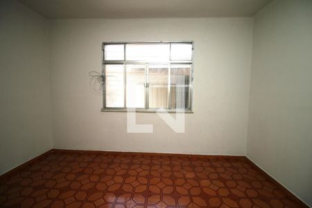 Sala de apartamento para alugar com 2 quartos, 77m² em Olaria, Rio de Janeiro