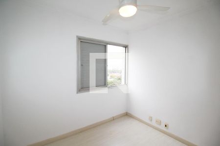 Suíte de apartamento para alugar com 2 quartos, 64m² em Vila Olímpia, São Paulo