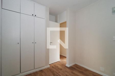 Suíte de apartamento à venda com 2 quartos, 64m² em Jardim Parque Morumbi, São Paulo