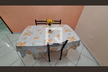 Detalhe da sala de casa para alugar com 2 quartos, 130m² em Ocian, Praia Grande