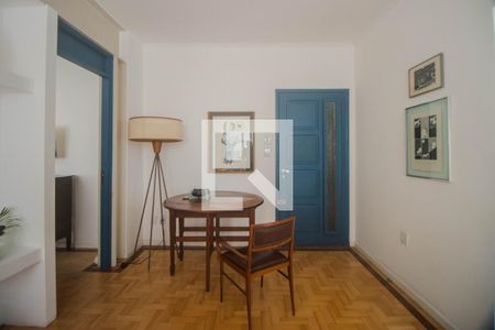 Sala de apartamento à venda com 2 quartos, 70m² em Rio Branco, Porto Alegre