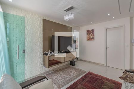 Sala de casa de condomínio à venda com 3 quartos, 135m² em Jardim Atlântico, Belo Horizonte