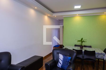 Sala de apartamento à venda com 3 quartos, 67m² em Cidade Líder, São Paulo