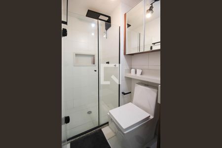 Banheiro de kitnet/studio para alugar com 1 quarto, 25m² em Vila Olímpia, São Paulo