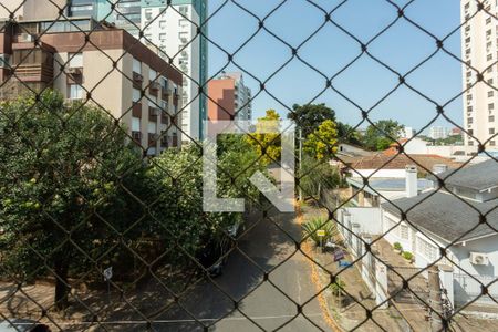 Vista da Sala de apartamento para alugar com 3 quartos, 85m² em Passo da Areia, Porto Alegre